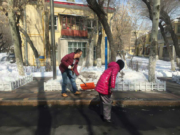 明園清雪，全員出動